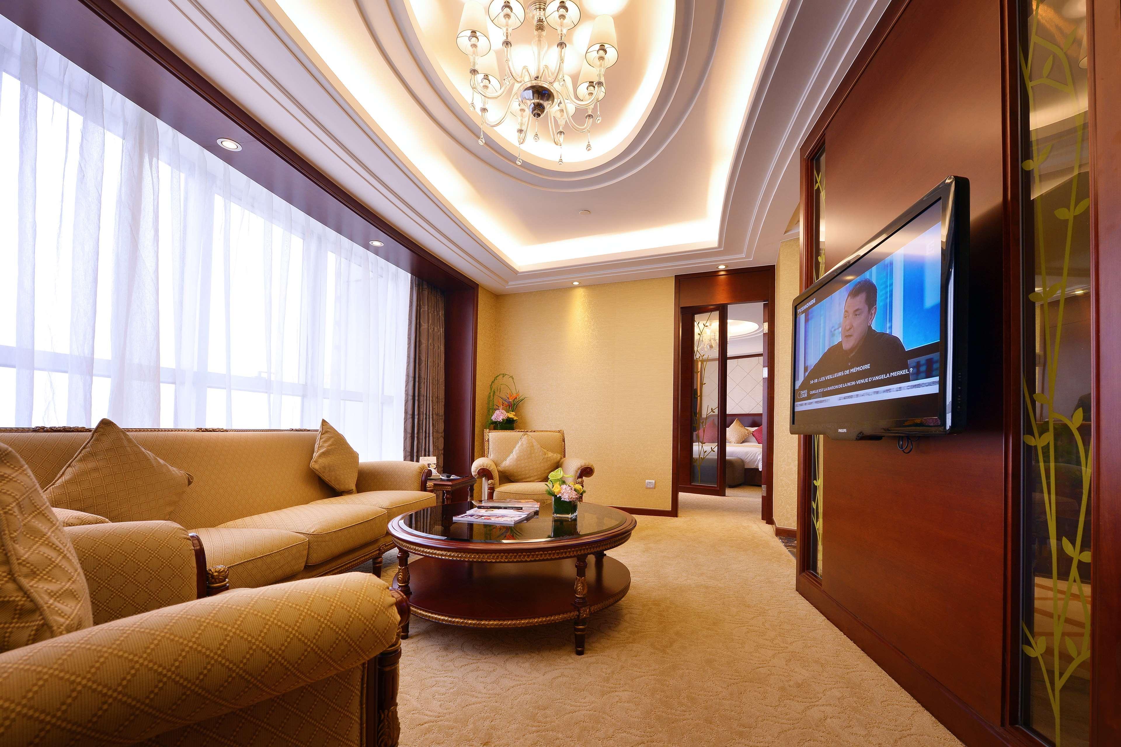 Central Hotel Shanghai - Nanjing Road Exterior foto