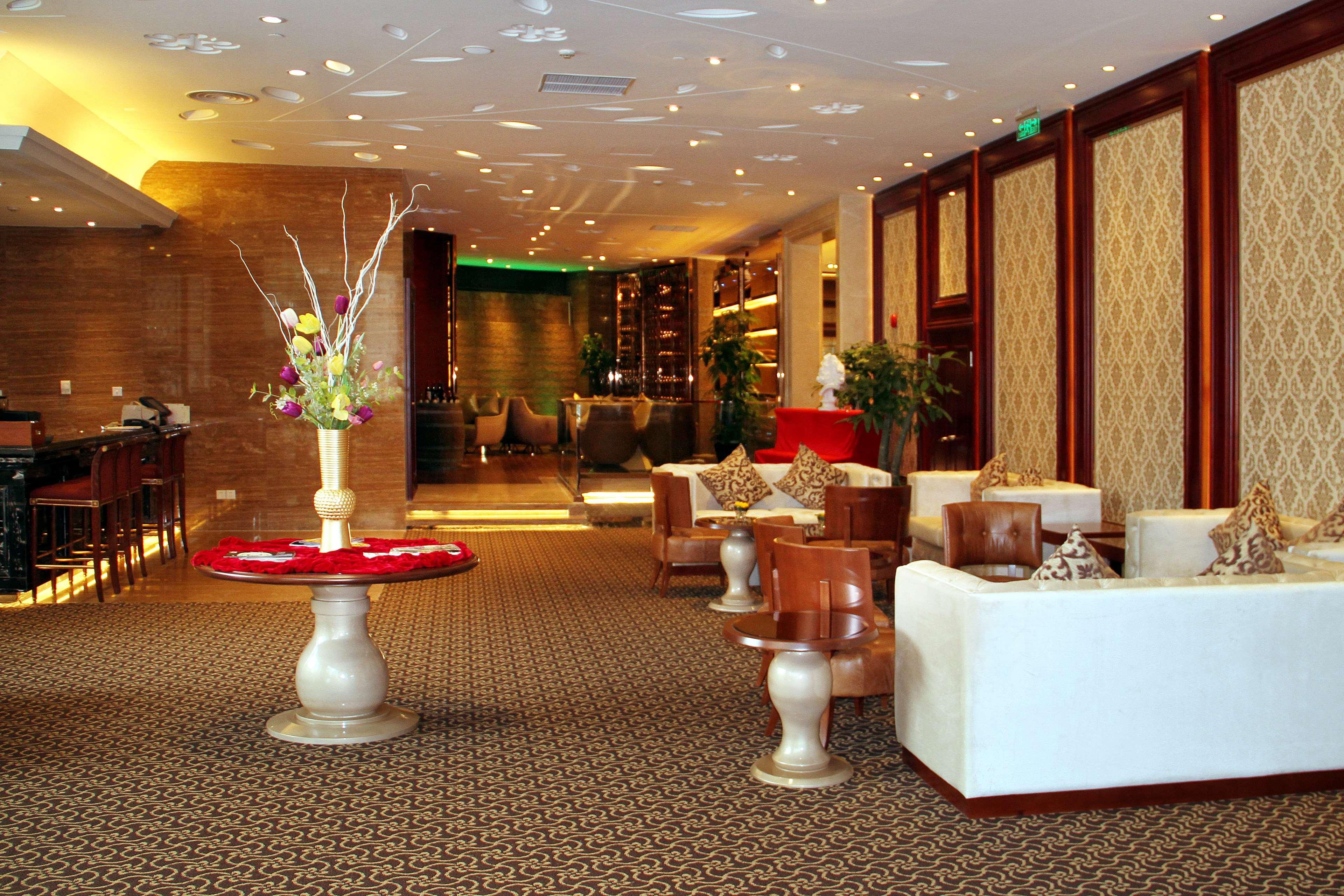 Central Hotel Shanghai - Nanjing Road Exterior foto