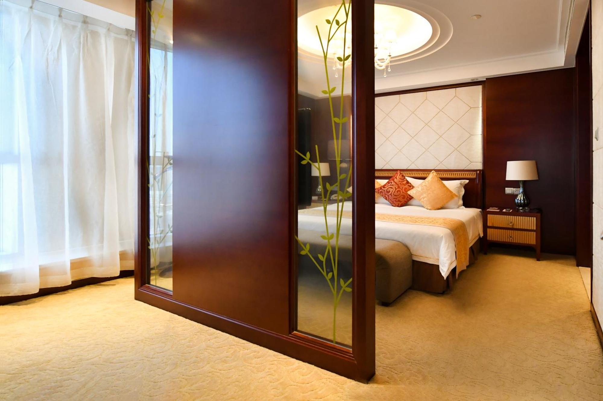 Central Hotel Shanghai - Nanjing Road Exterior foto